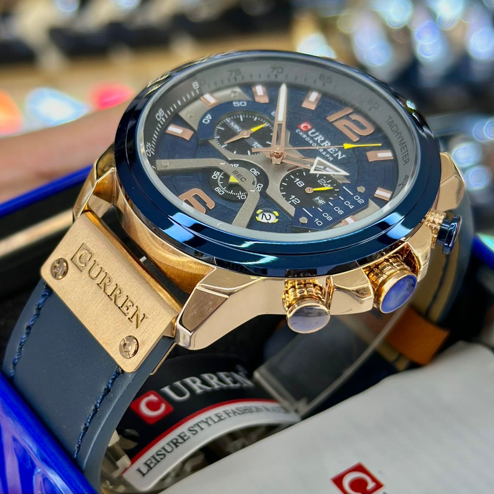 Curren 8329